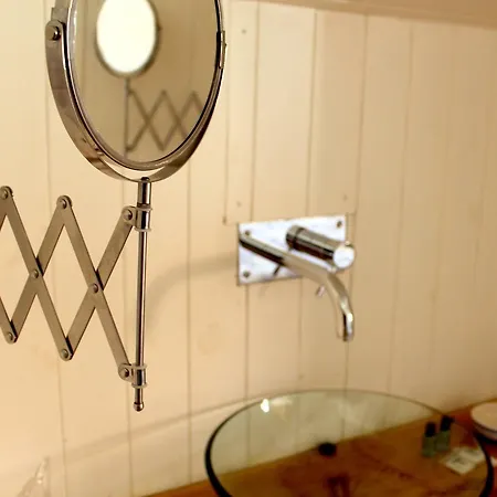 Πανσιόν Vinnus 4*